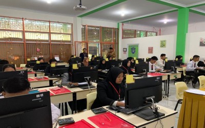 LAB. FINANCIAL ACCOUNTING INSTITUTIONS (AKL)